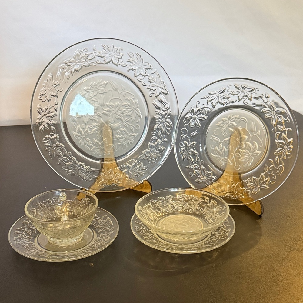 Vintage Princess House Fantasia 6 piece Dinner Set
